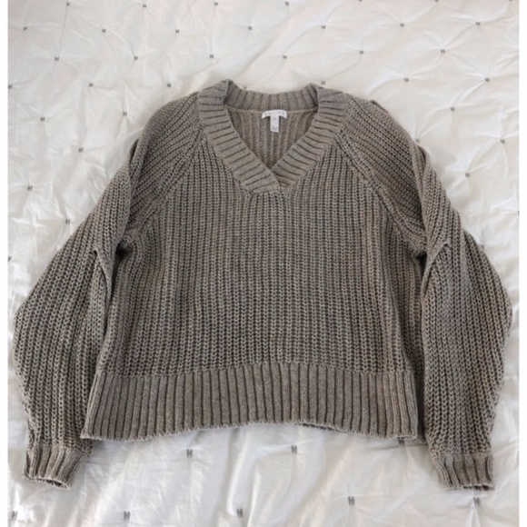 Leith Ribbed Cold Shoulder Sweater - Picture 5 of 8